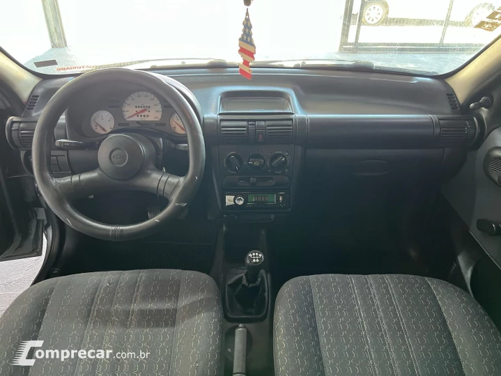 CORSA 1.0 MPFI Classic Sedan 8V