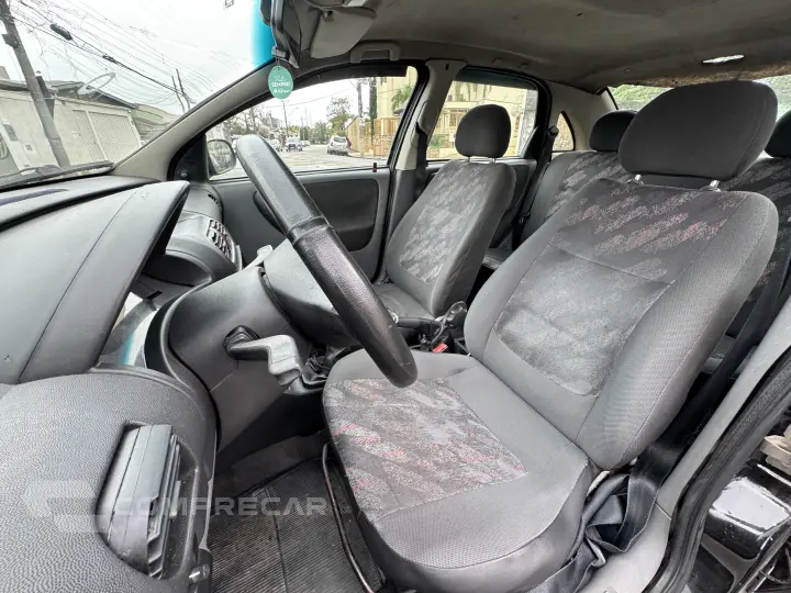 CORSA 1.0 MPFI Maxx Sedan 8V