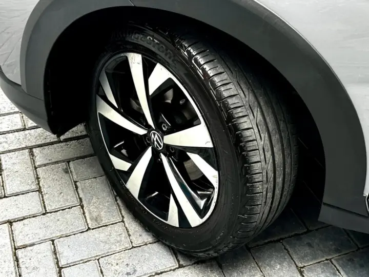 NIVUS 1.0 200 TSI TOTAL FLEX HIGHLINE AUTOMÁTICO