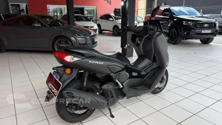 YAMAHA NMAX CONNECTED 160 ABS