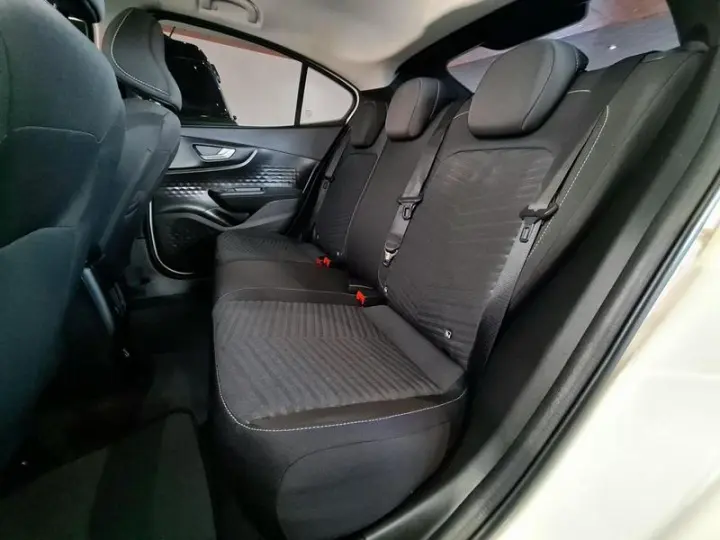 FASTBACK AUDACE TURBO 200 FLEX AT 4P