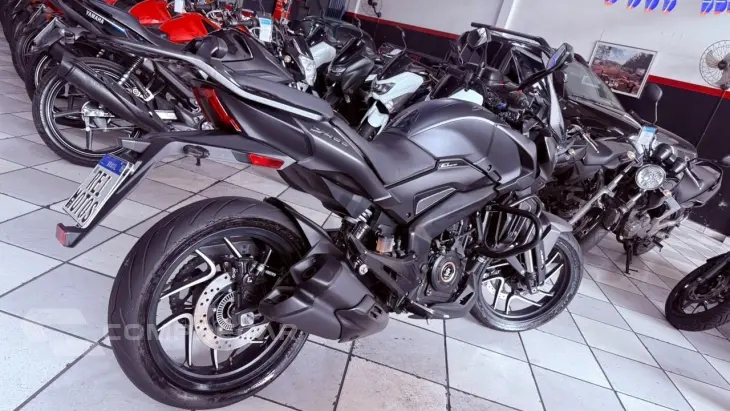DOMINAR 400C
