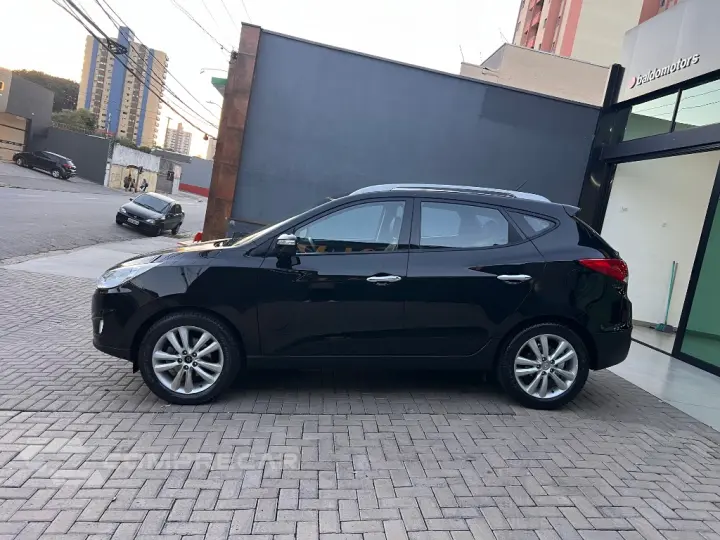 ix35 2.0 16V 170cv 2WD/4WD Aut.