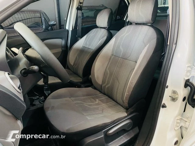 LOGAN - 1.0 EXPRESSION 16V 4P MANUAL