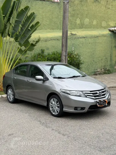 CITY 1.5 LX Sedan 16V