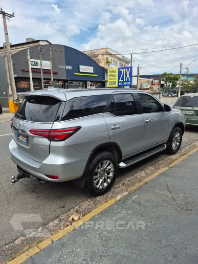 Hilux CD SRX 4x4 2.8 TDI 16V Diesel Aut.