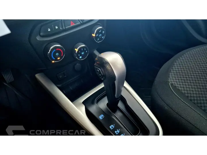 ONIX 1.4 MPFI LT 8V FLEX 4P AUTOMÁTICO