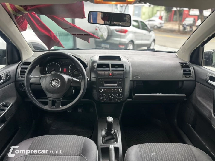 POLO 1.6 MI 8V FLEX 4P MANUAL