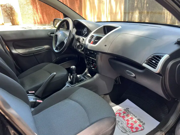 207 1.4 XR 8V