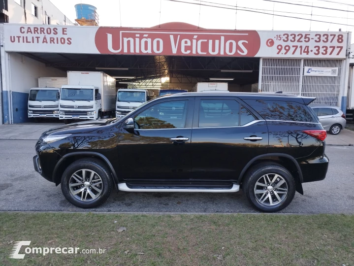 HILUX 2.8 SW4 4X4 8V