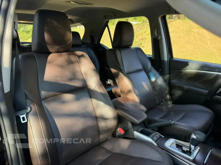 HILUX SW4 2.8 SRX 4X4 7 LUGARES 16V TURBO INTERCOOLER DIESEL