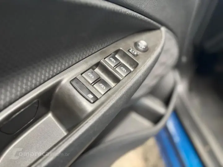 ONIX HATCH LT 1.0 12V FLEX 5P MEC