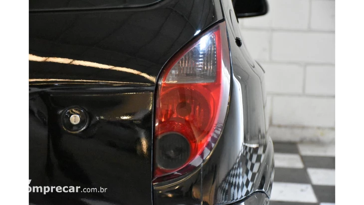 CELTA - 1.0 MPFI LT 8V 4P MANUAL
