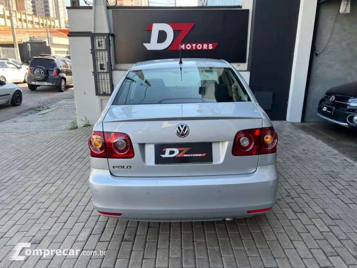 POLO SEDAN 1.6 MI 8V
