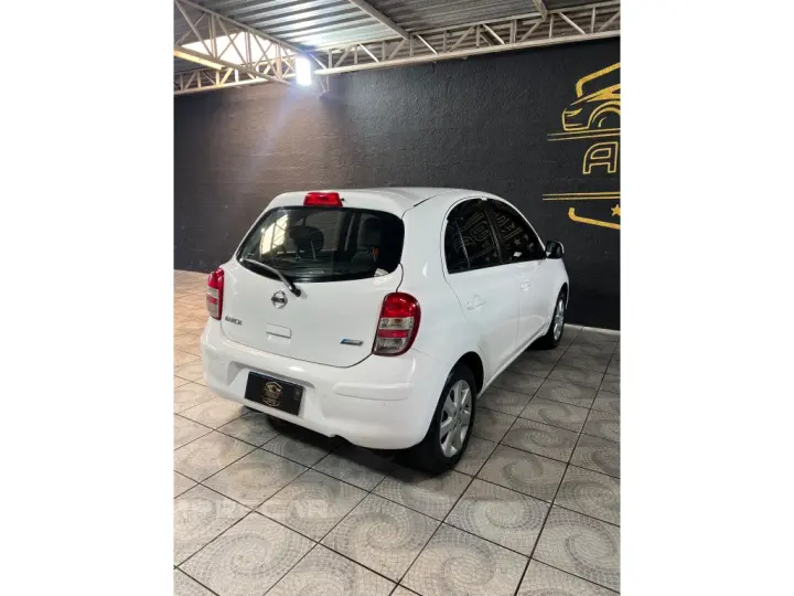 MARCH 1.0 S 16V FLEX 4P MANUAL