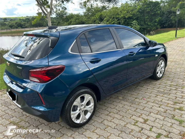 ONIX 1.0 Turbo Premier