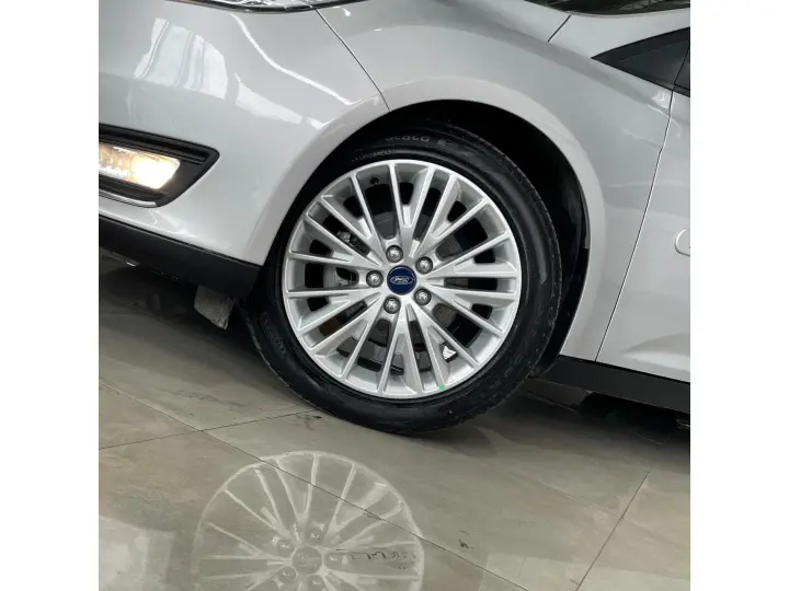 FOCUS 2.0 SE 16V FLEX 4P POWERSHIFT