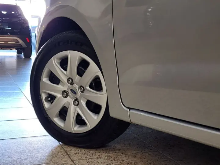 Ka 1.0 SE/SE Plus TiVCT Flex 5p