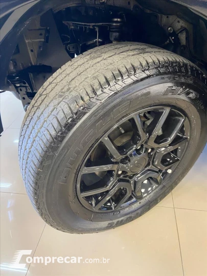 RANGER 2.2 Black 4X2 CD 16V