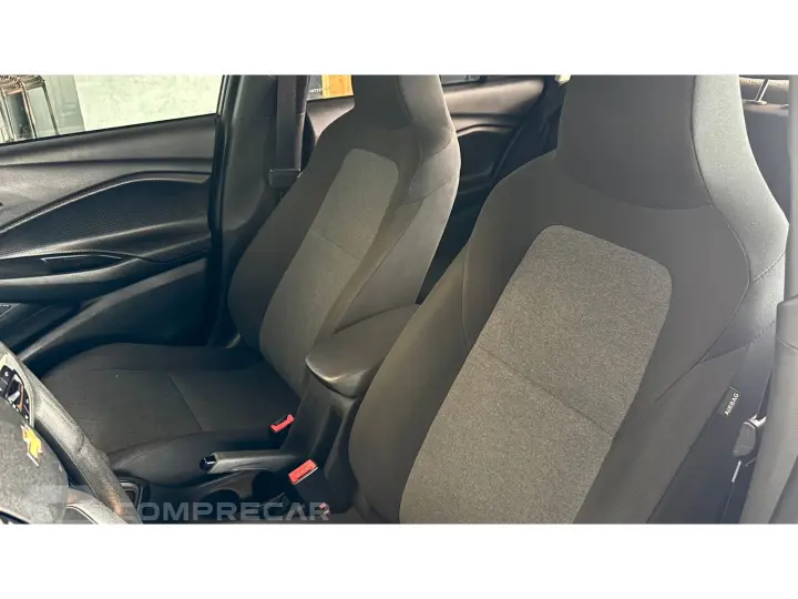 ONIX 1.0 TURBO FLEX PLUS LT AUTOMÁTICO