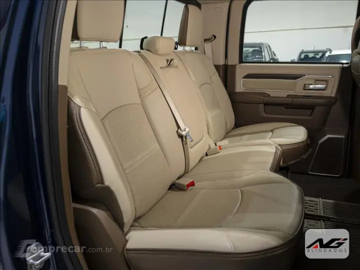 2500 6.7 I6 Turbo Laramie CD 4X4