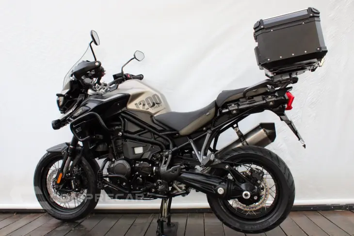 TRIUMPH TIGER 1200 DESERT EDITION