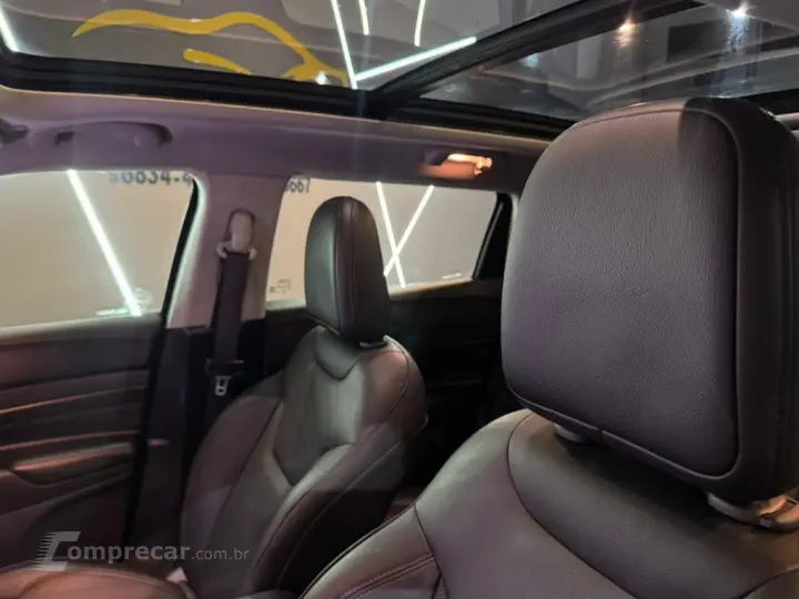 COMPASS LONG. T270 1.3 TB 4x2 Flex Aut.