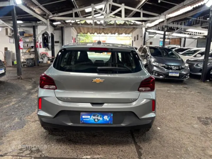 ONIX HATCH LT 1.0 12V FLEX 5P MEC