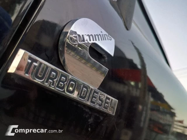 RAM - 5.7 2500 ST 4X2 CD V8 4P AUTOMÁTICO