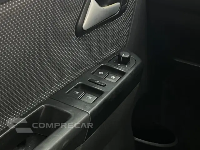 FOX - 1.0 MI 8V 4P MANUAL
