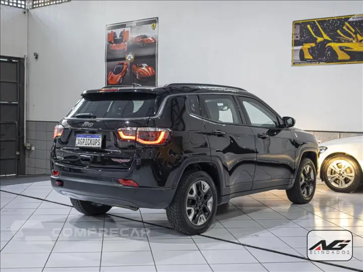 COMPASS 2.0 16V Trailhawk 4X4