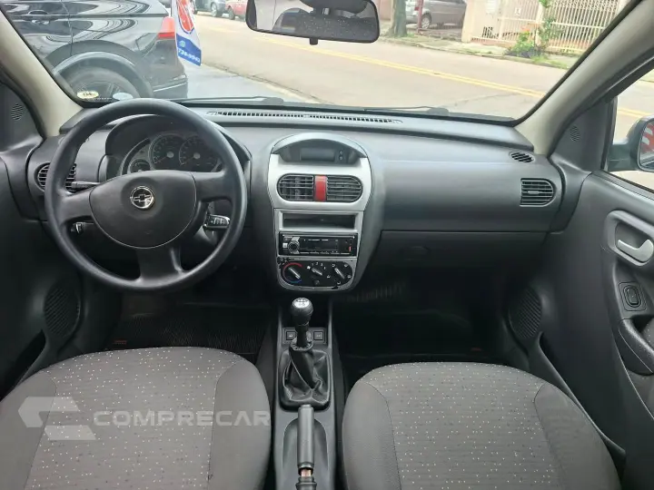 Corsa 1.4 Mpfi Premium Sedan 8V Flex 4P Manual