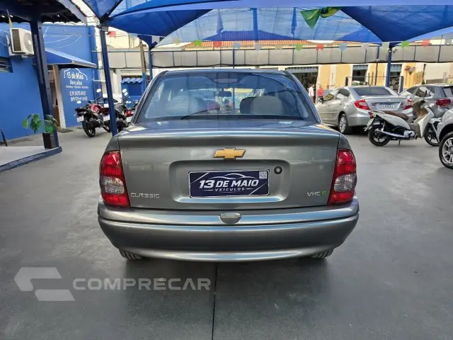CLASSIC - 1.0 MPFI VHCE 8V 4P MANUAL