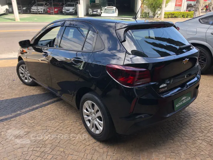 Onix 1.0 Flex Lt Manual