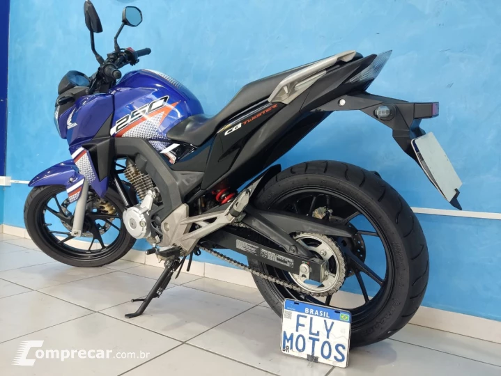 CB 250f Twister