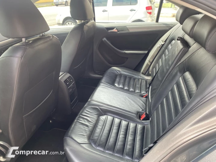 JETTA 2.0 TSI Highline 211cv