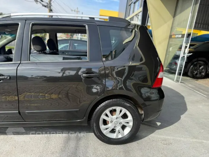 LIVINA 1.6 16V Flex Fuel 5p