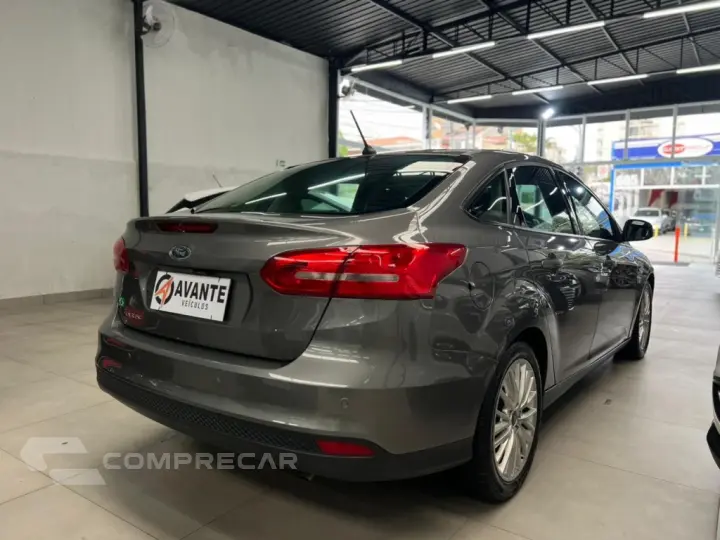 FOCUS 2.0 SE 16V FLEX 4P POWERSHIFT