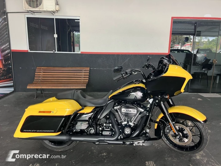 Road Glide Limited FLTRK 1800