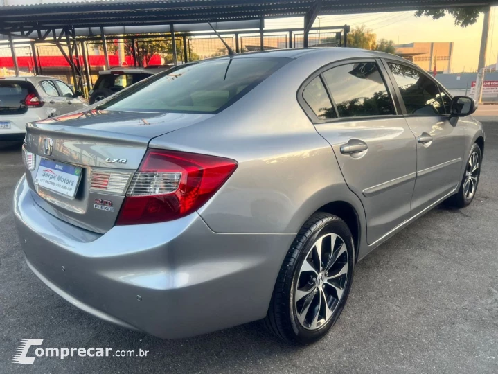 Civic 2.0 16V 4P FLEX LXR AUTOMÁTICO