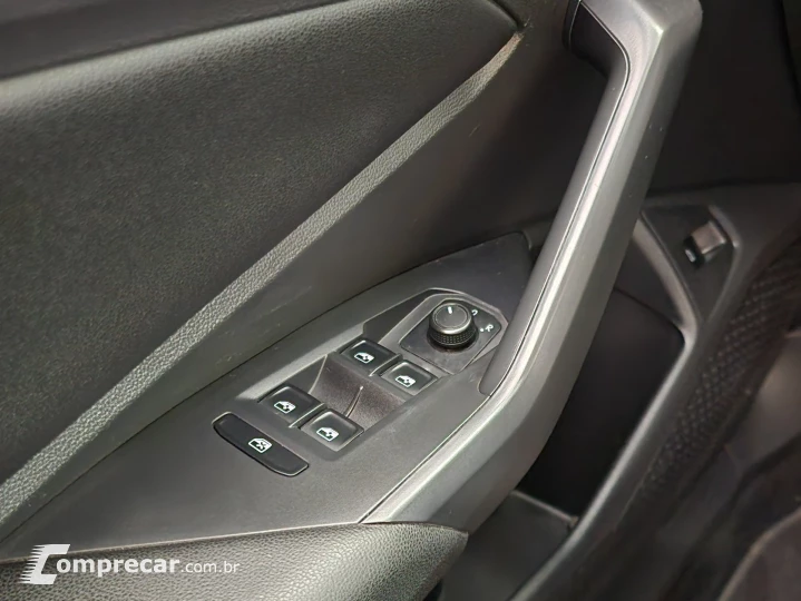 JETTA Comfort. 250 TSI 1.4 Flex 16v Aut.
