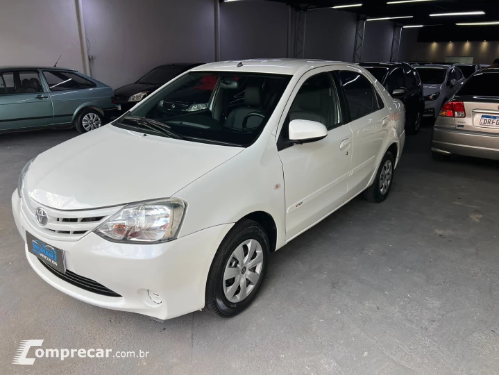 ETIOS 1.5 XS Sedan 16V