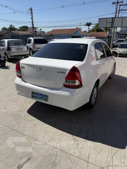 ETIOS 1.5 X Plus Sedan 16V