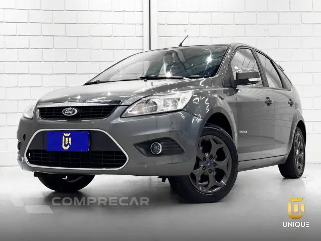 FOCUS HATCH - 2.0 TITANIUM HATCH 16V 4P AUTOMÁTICO