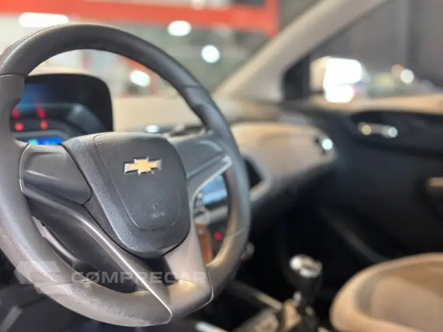 PRISMA - 1.4 MPFI LT 8V 4P MANUAL