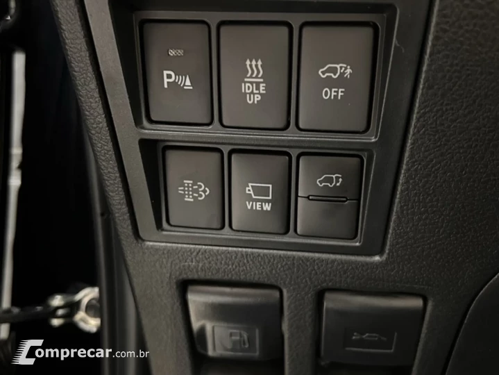 HILUX SW4 2.8 D-4D TURBO DIESEL DIAMOND 7L 4X4 AUTOMÁTICO