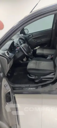 FIESTA 1.6 MPI Class Sedan 8V