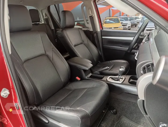 HILUX 2.8 D-4d Turbo CD SRX 4X4