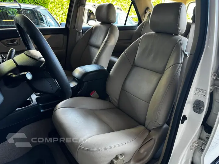 HILUX SW4 2.7 SR 4X2 16V