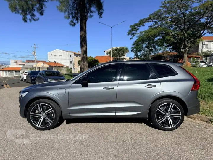 XC60 2.0 T8 Hybrid R-design AWD Geartronic